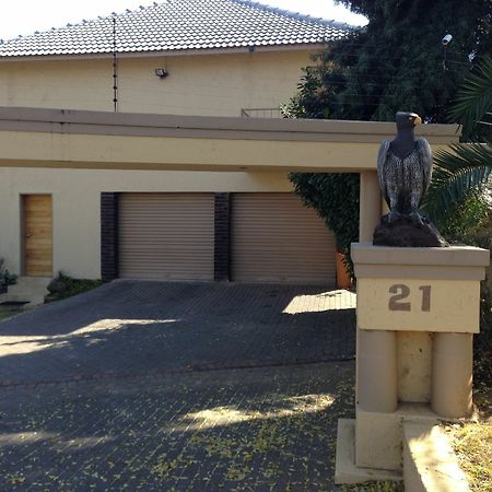 Eagle Crest Executive Lodge Edenvale Exterior photo